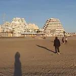 Grande Independante Proche Et Commerces Grande Motte Nyaraló La Grande-Motte